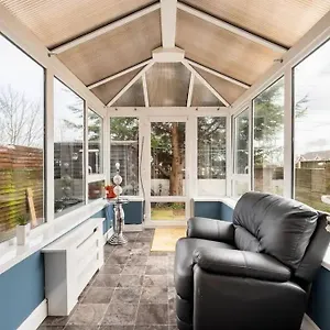 Lovely One Bedroom Flat. Apartment