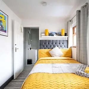 Elegant And Cosy Private Homestay