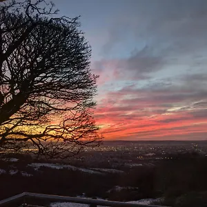 Cavehill View Apartment