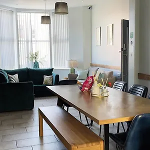 Titanic Guest Boutique, 4-star Apartamento